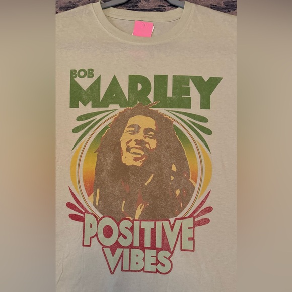 NWT: Bob Marley Positive Vibes Graphic Tee Shirt: Small - Picture 4 of 6